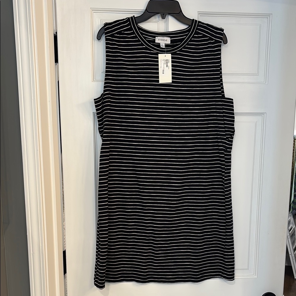 Evereve Black and White Sleeveless Dress